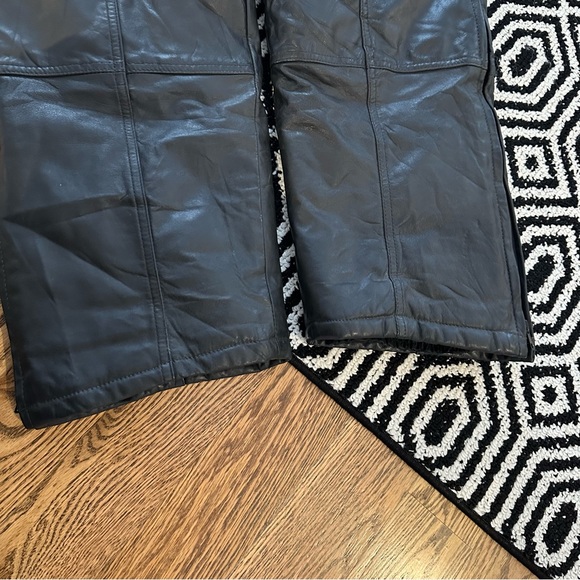 Real Leather Snow Costume - Picture 5 of 16